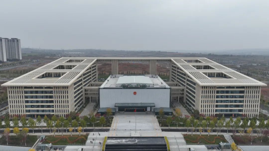 解压!丹河新城里的"对称建筑"拯救了每一个强迫症